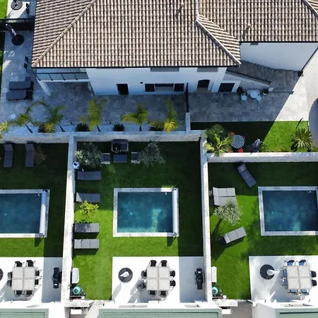 Etoile Du Berger Saint Aygulf 3 Villas Et 4 Appartements Jardin Individuel Et Piscine Chauffee En Saison - La Mer Et Les Plages 450 M Buitenkant foto