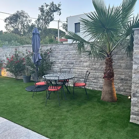 Etoile Du Berger Saint Aygulf 3 Villas Et 4 Appartements Jardin Individuel Et Piscine Chauffee En Saison - La Mer Et Les Plages 450 M Buitenkant foto