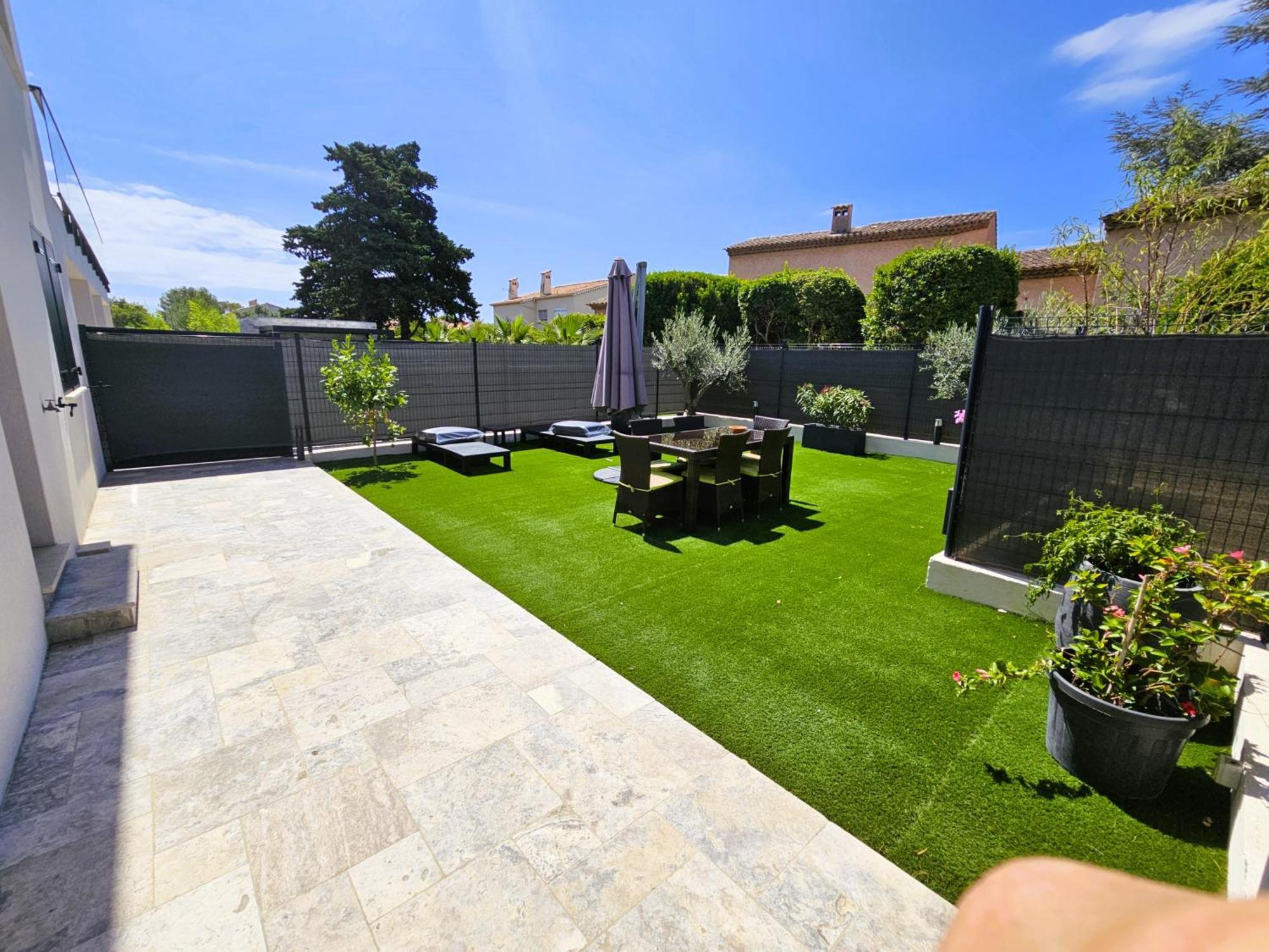 Apartment Etoile Du Berger Saint Aygulf: Seaside With Private Gardens And Heated Pool *