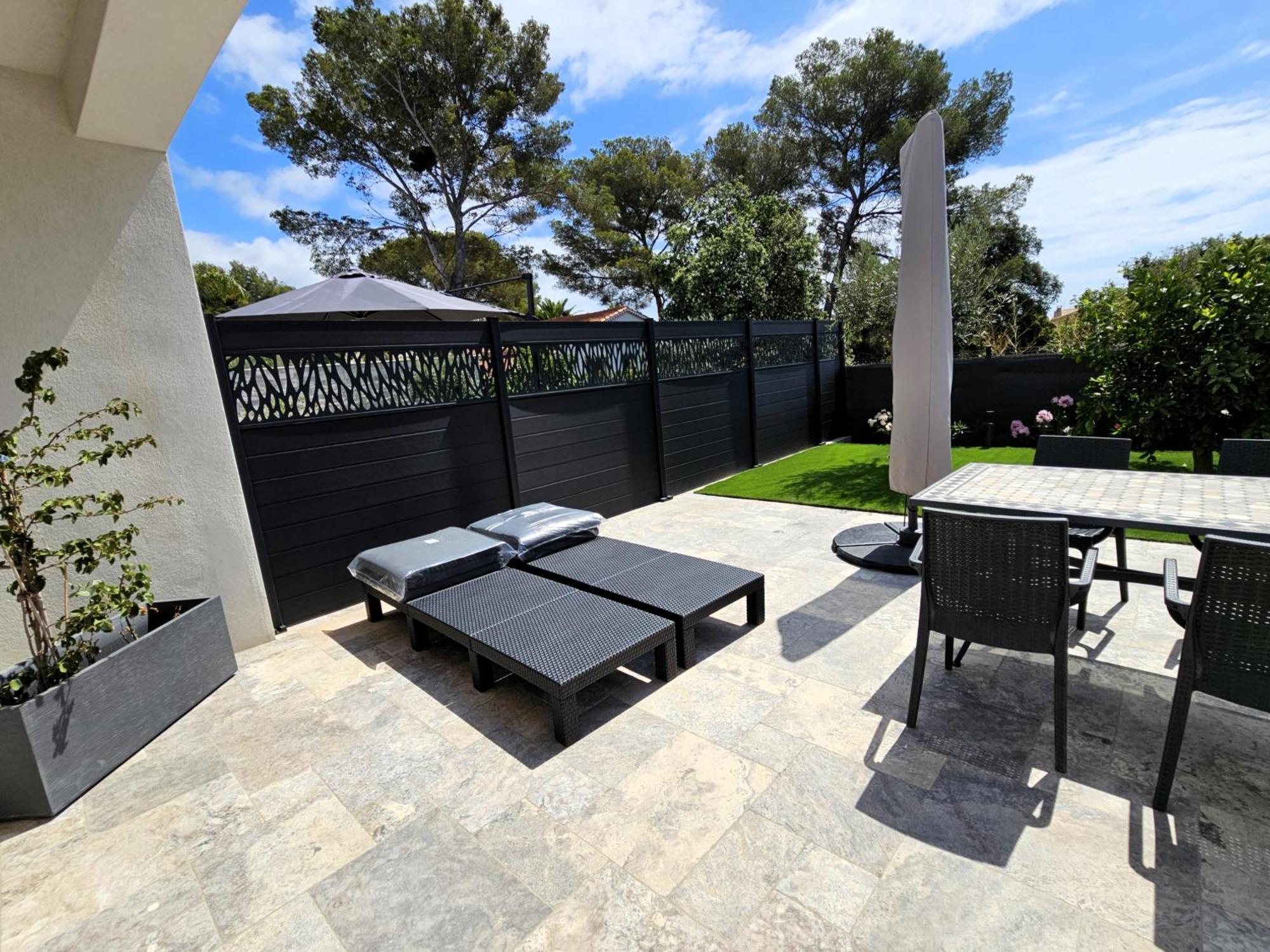 Etoile Du Berger Saint Aygulf: Seaside With Private Gardens And Heated Pool *