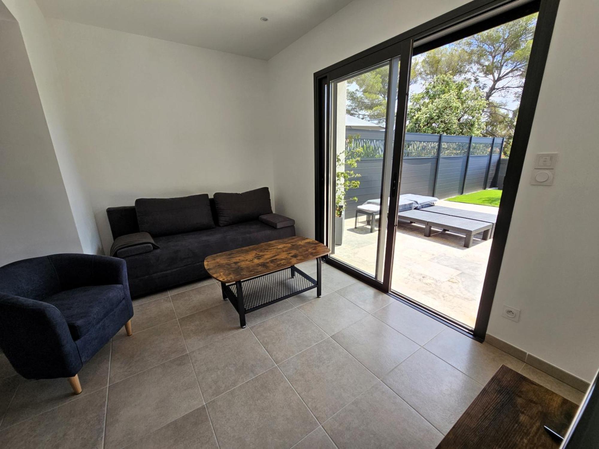 Etoile Du Berger Saint Aygulf: Seaside With Private Gardens And Heated Pool