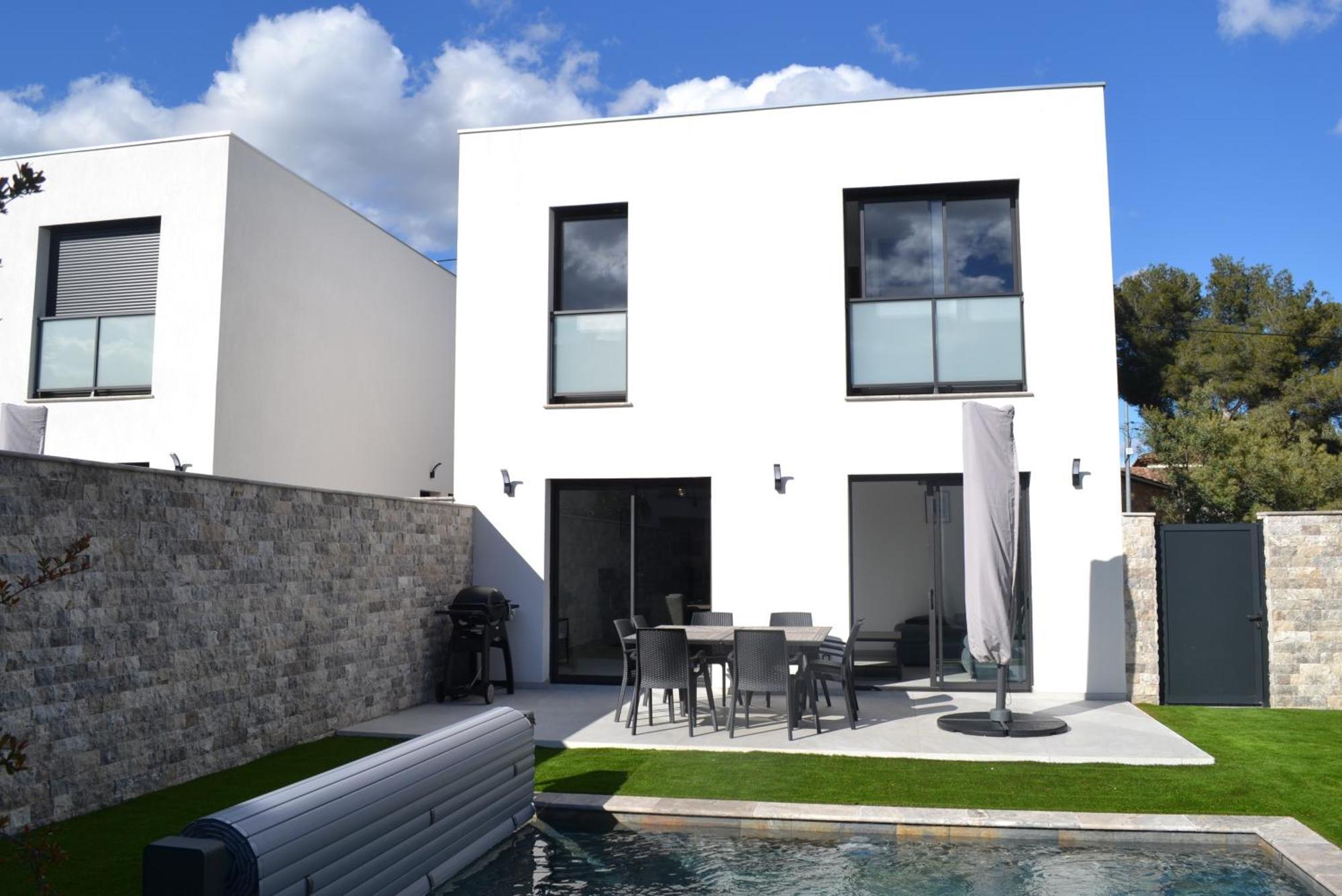 Etoile Du Berger Saint Aygulf: Seaside With Private Gardens And Heated Pool Apartment