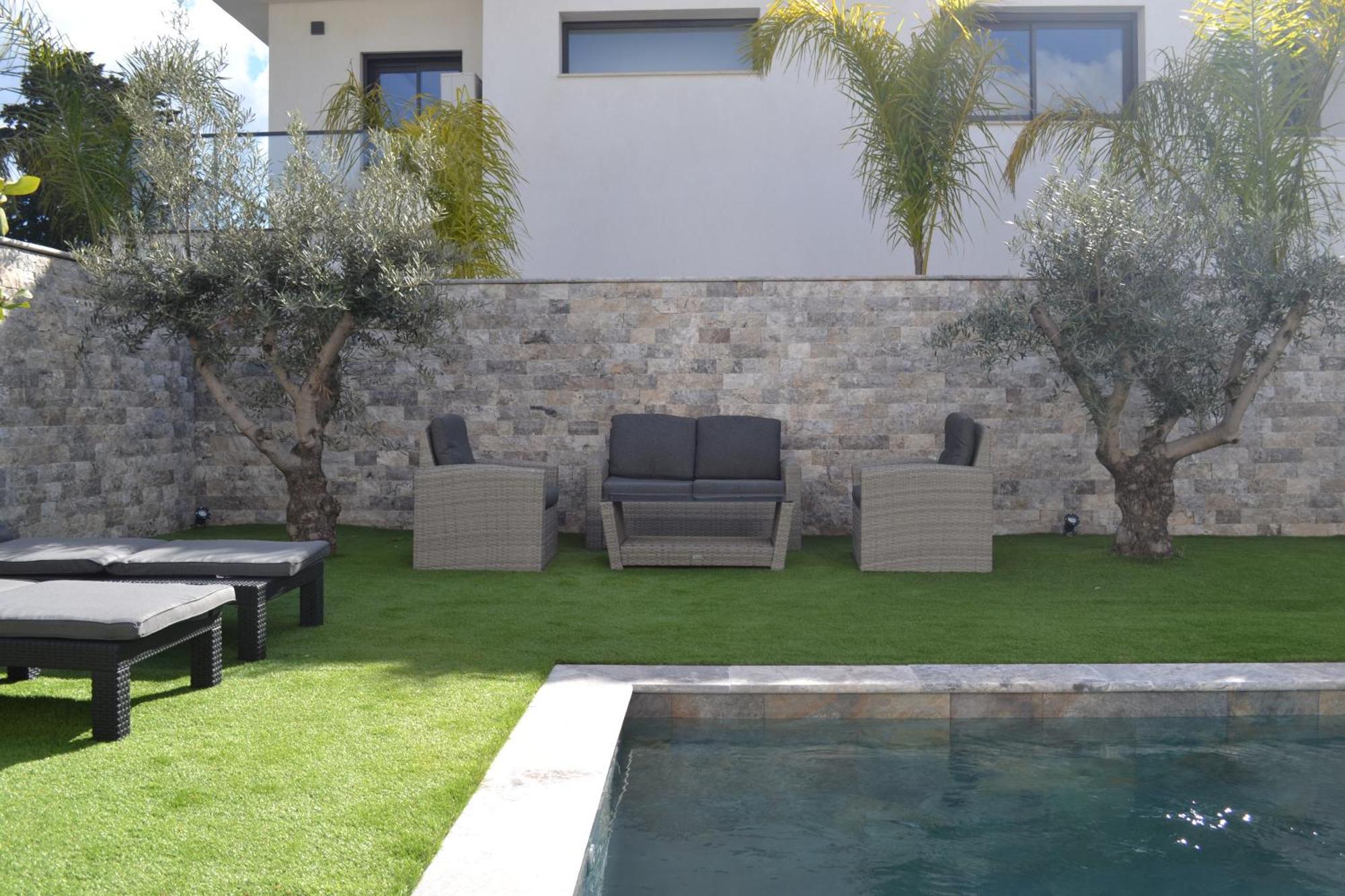 Etoile Du Berger Saint Aygulf: Seaside With Private Gardens And Heated Pool *